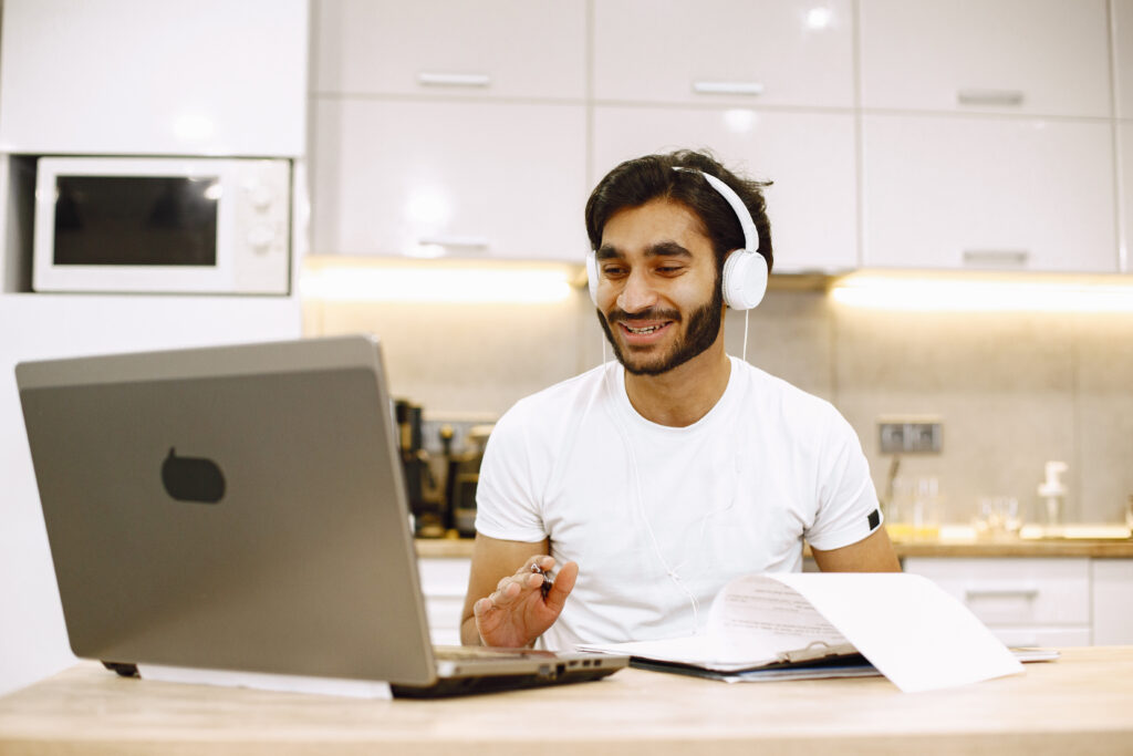 Cheap Freelancing Websites for Beginners