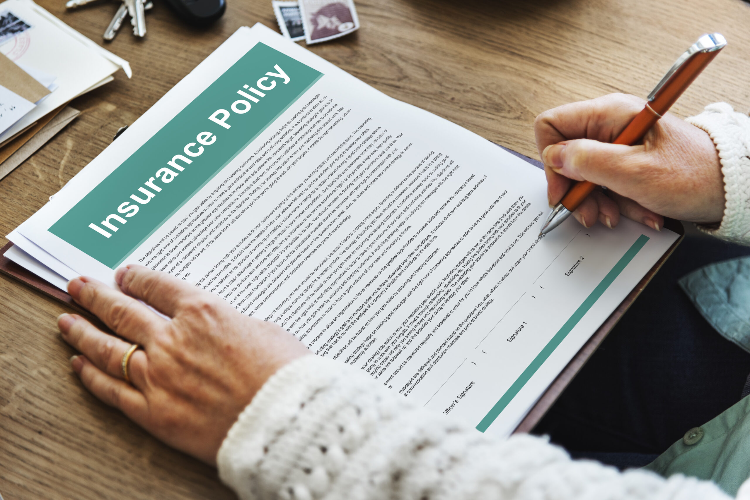 How to choose the right commercial insurance policy